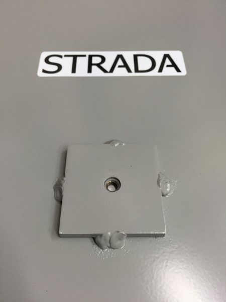 Strada Pad tripod mount on the bottom.